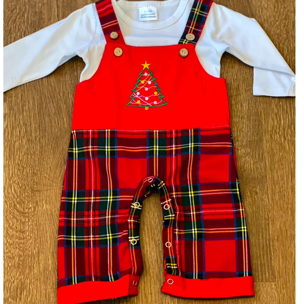 NWOT Boutique Style Christmas outfit 0-3M